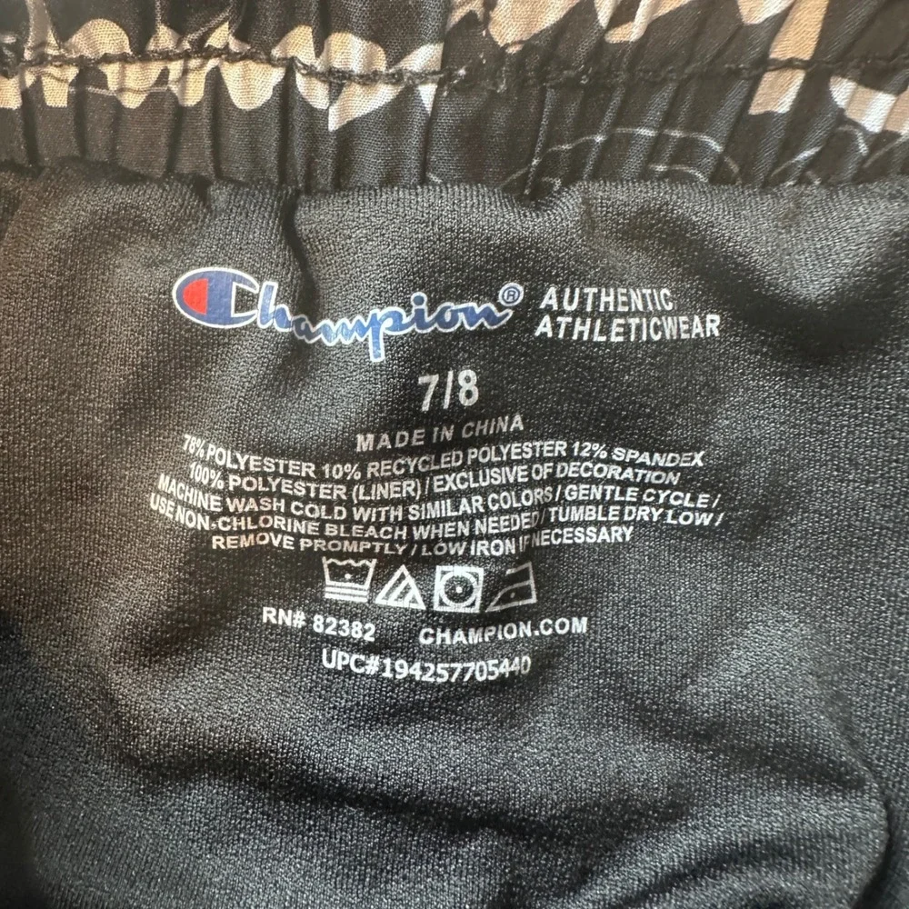 Champion‎ Shorts Girls 7/8 Black Script Logo Print Dolphin Athletic Activewear